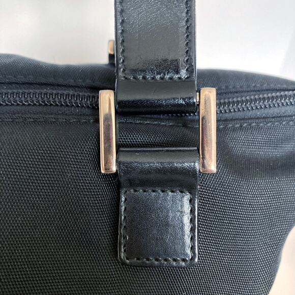 GUCCI Vintage Black Nylon ShoulderTote Bag G Buckle Circa 1990s COA - Picture 9 of 17